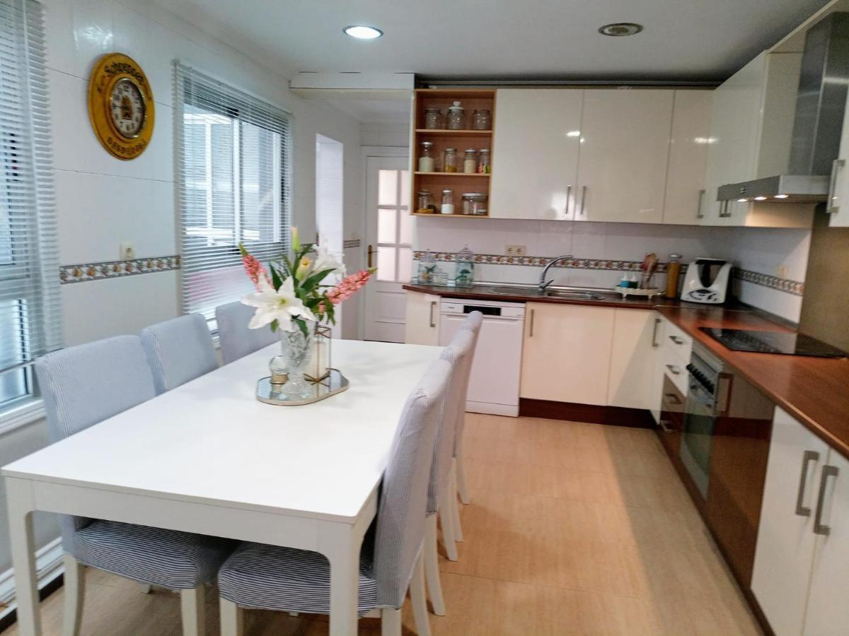 Espectacular Vivienda Junto A La Playa Y Paseo Maritimo En Almería Exteriör bild