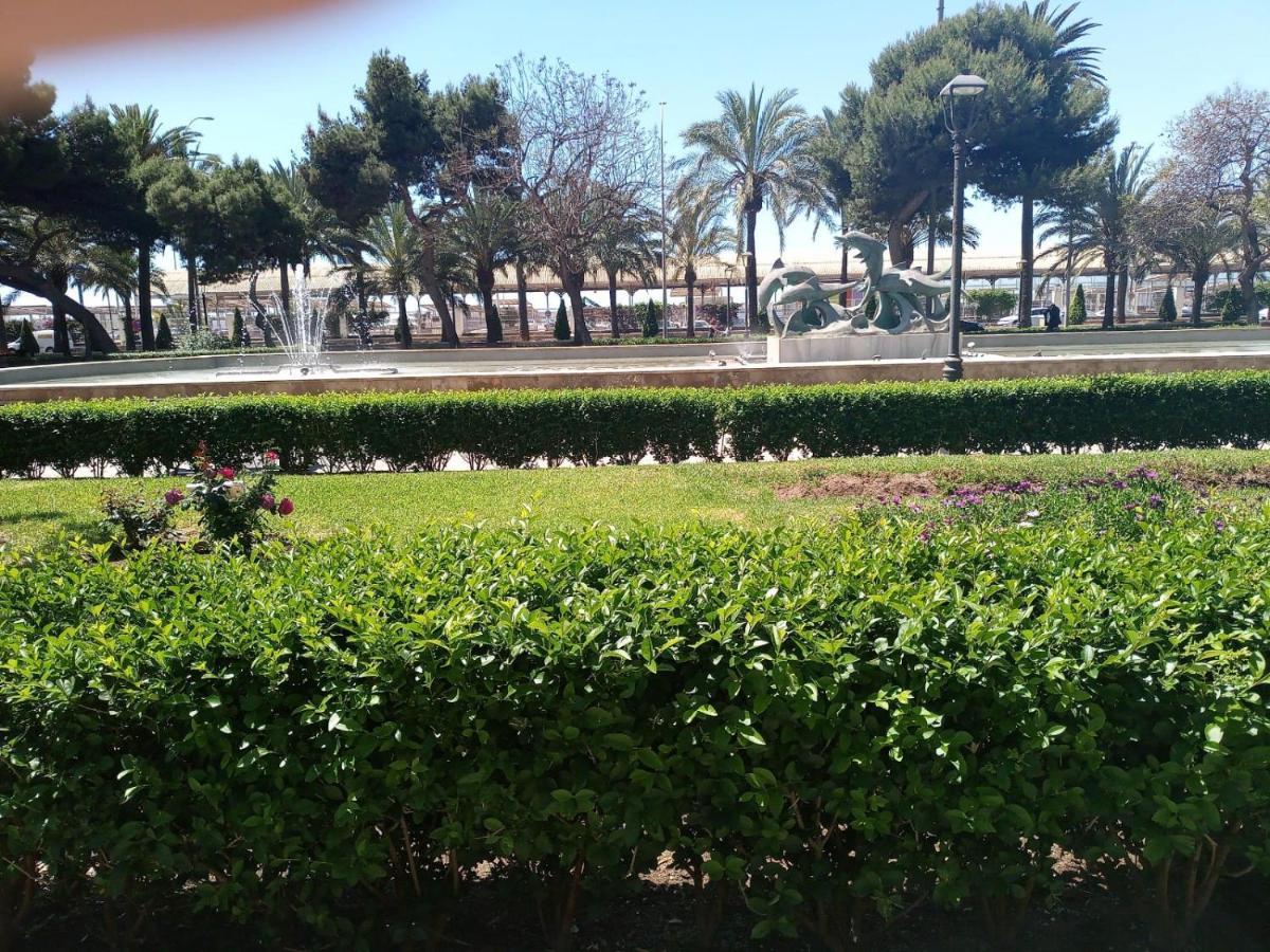 Espectacular Vivienda Junto A La Playa Y Paseo Maritimo En Almería Exteriör bild